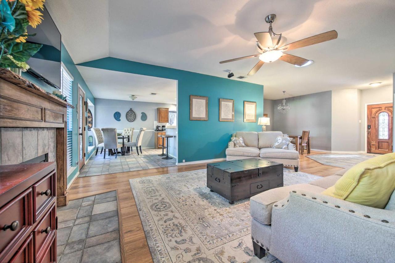 Villa Peaceful San Antonio Oasis With Private Pool And Grill Esterno foto